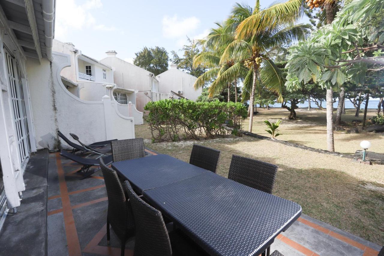 Fully Furnished Luxury Villa 3 Right On A Blue Ocean Belle Mare Luaran gambar
